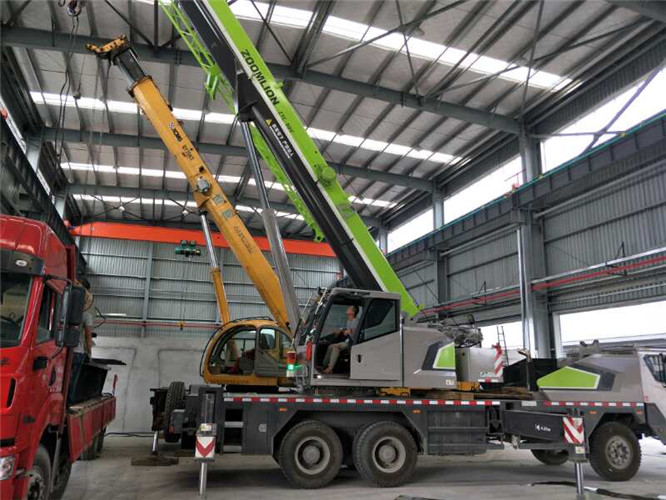 怀安县高空车出租需要注意哪些安全事项？